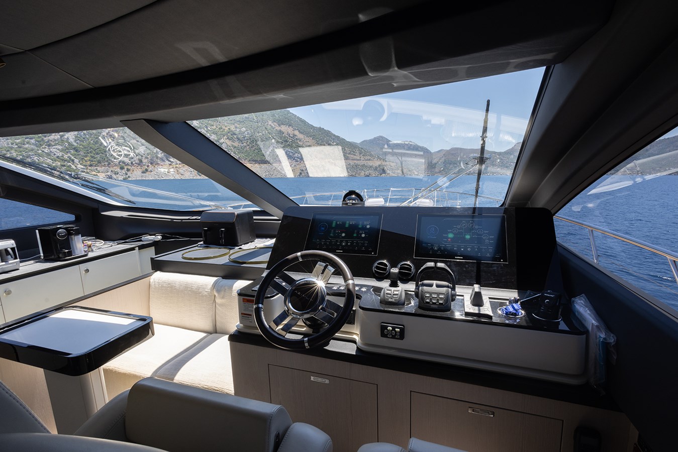Azimut Yachts Motor Yacht MILES For Sale
