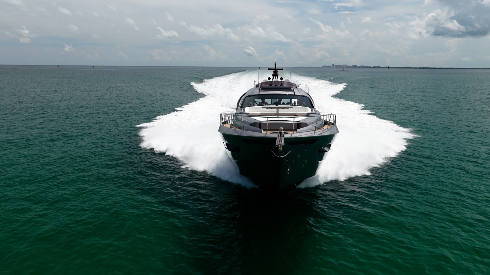 Pershing Motor Yacht ON THE MOVE For Sale