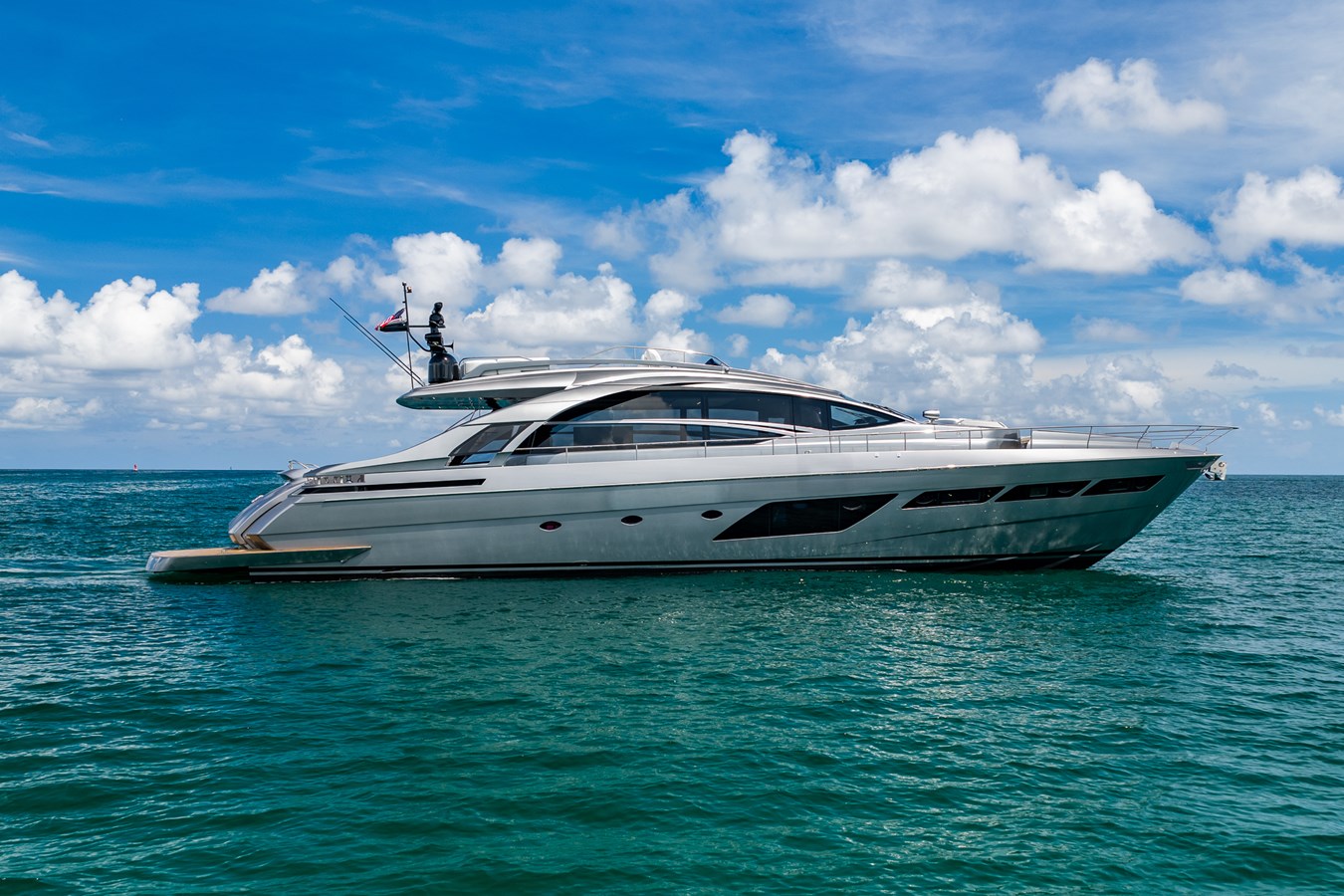 Pershing Motor Yacht ON THE MOVE For Sale
