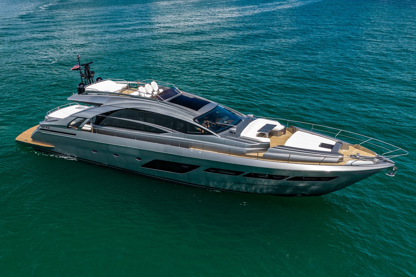 Pershing Motor Yacht ON THE MOVE For Sale