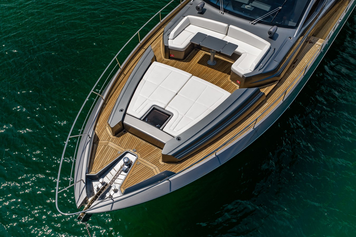 Pershing Motor Yacht ON THE MOVE For Sale