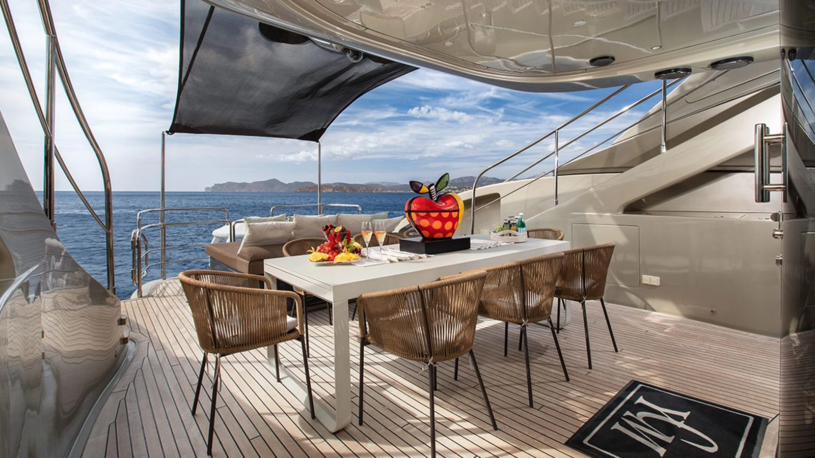 Isa Yachts Motor Yacht YCM 120 For Sale