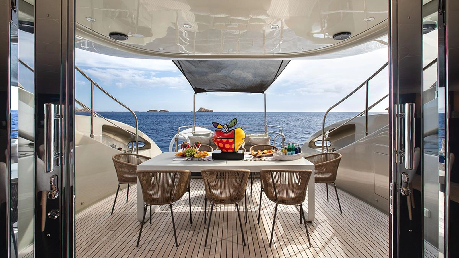 Isa Yachts Motor Yacht YCM 120 For Sale
