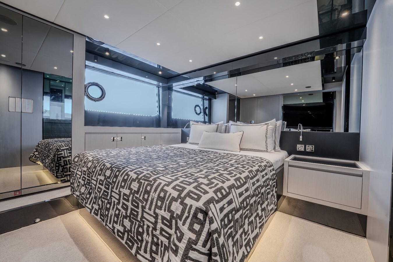 Riva Yacht Sport Yacht LUCE I  For Sale
