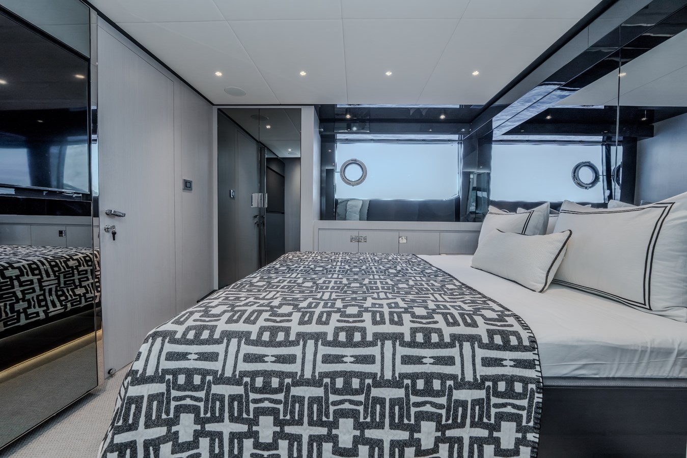 Riva Yacht Sport Yacht LUCE I  For Sale