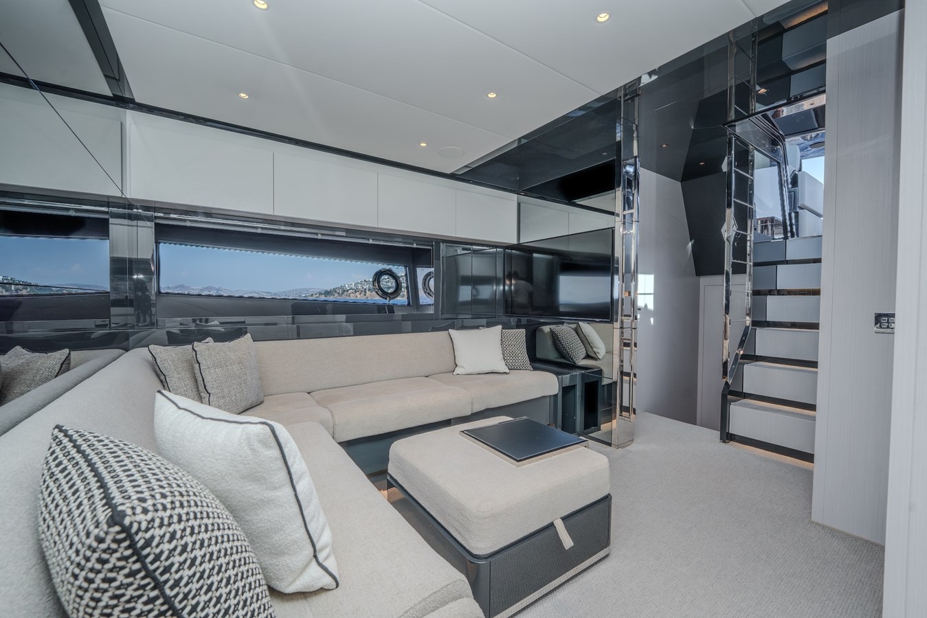 Riva Yacht Sport Yacht LUCE I  For Sale