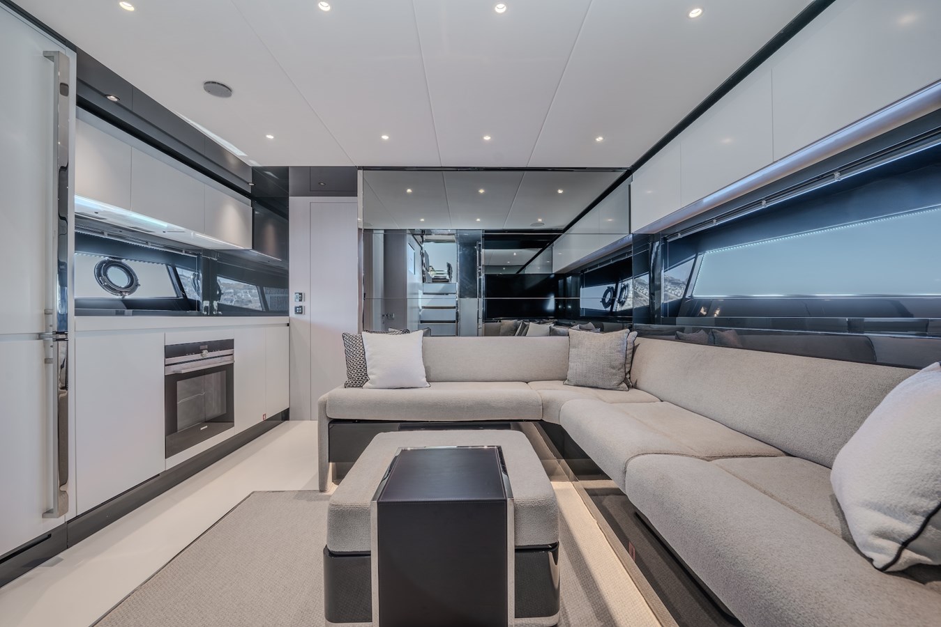 Riva Yacht Sport Yacht LUCE I  For Sale