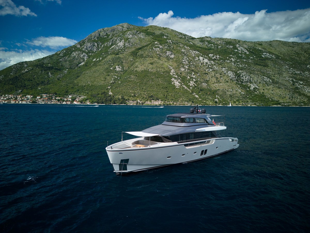 Sanlorenzo Yachts Motor Yacht ZAFFIRO III For Sale
