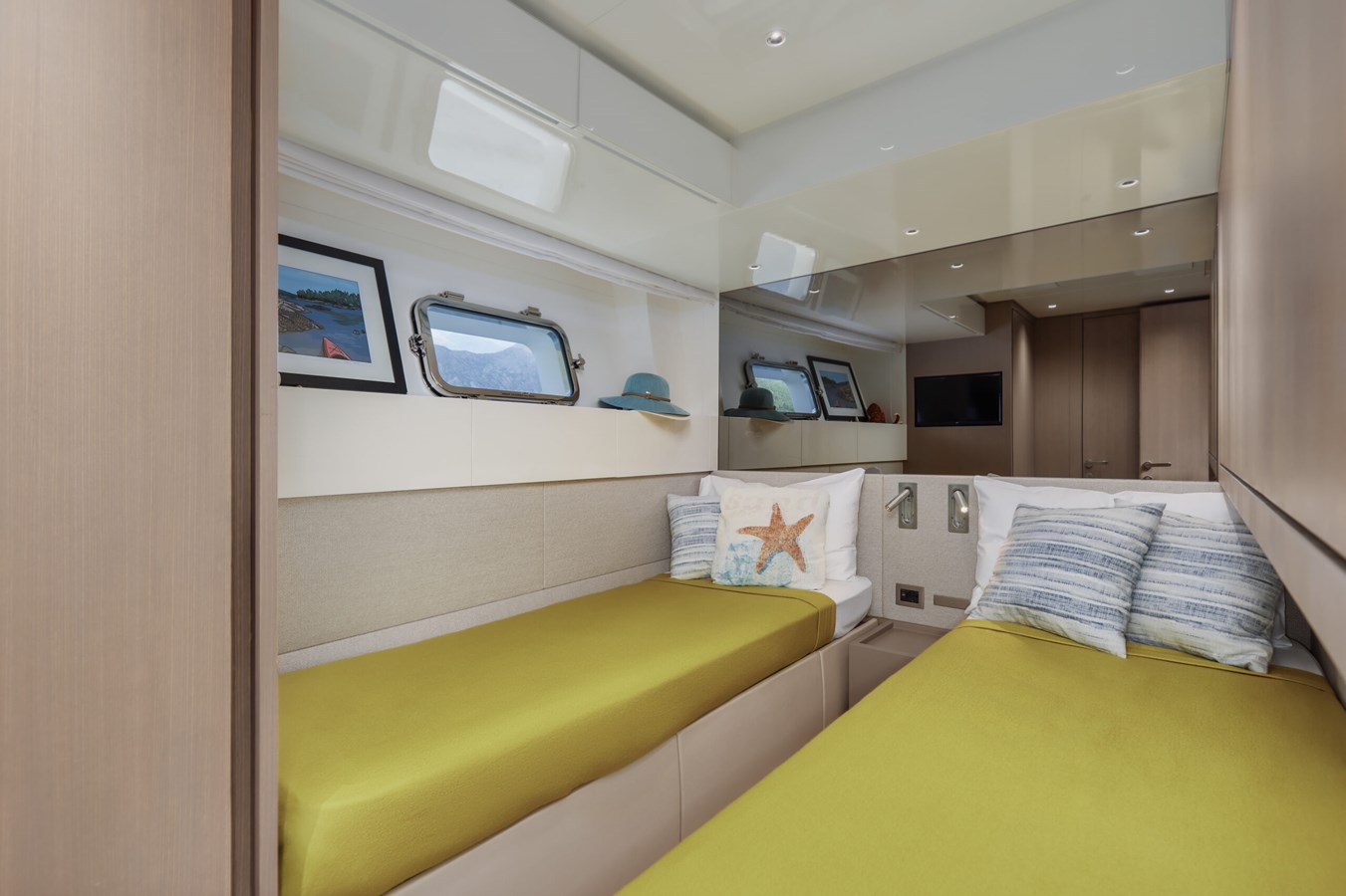 Sanlorenzo Yachts Motor Yacht ZAFFIRO III For Sale