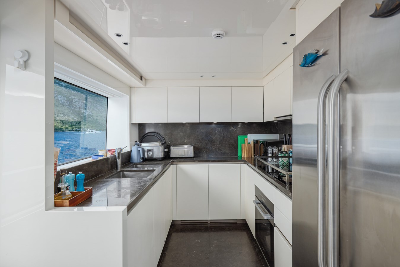 Sanlorenzo Yachts Motor Yacht ZAFFIRO III For Sale