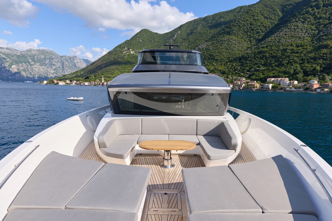 Sanlorenzo Yachts Motor Yacht ZAFFIRO III For Sale