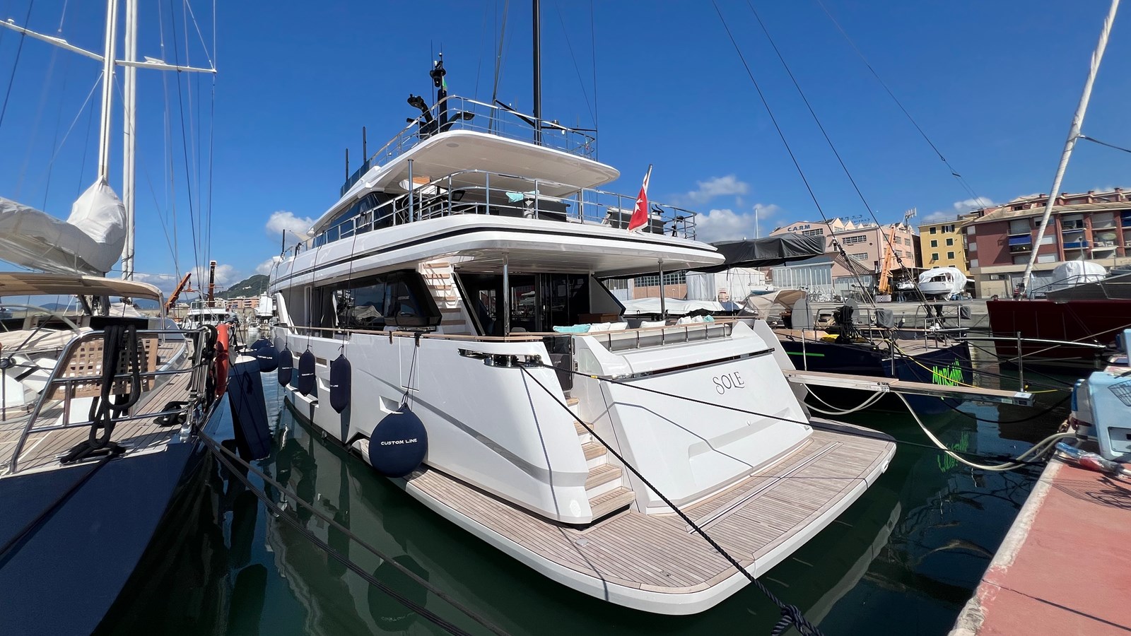 Custom Line Motor Yacht SOLE For Sale