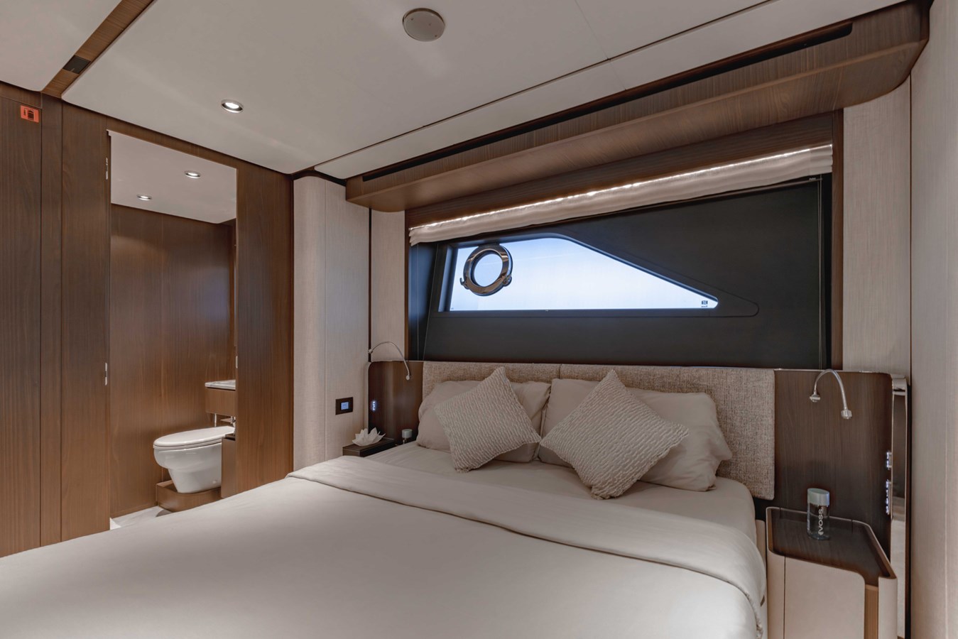 Ferretti Yachts Motor Yacht CYRUS For Sale
