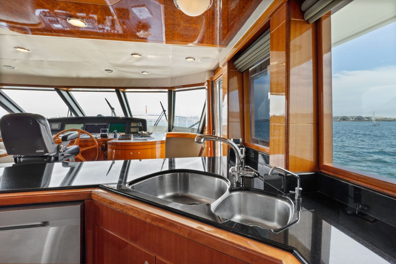 Ocean Alexander Motor Yacht SEA GRACE For Sale