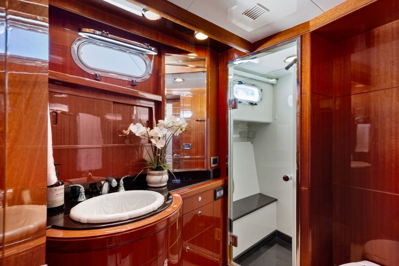 Ocean Alexander Motor Yacht SEA GRACE For Sale