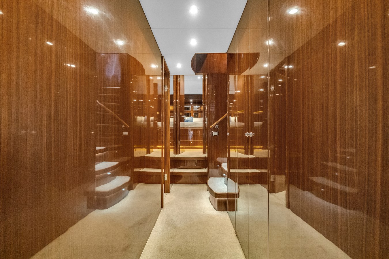 Hargrave Custom Yachts Motor Yacht QUIET SUN For Sale