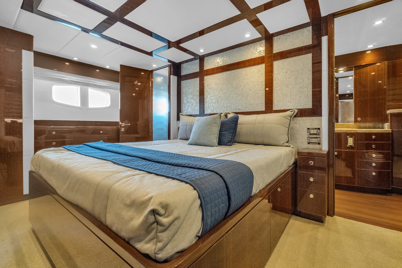 Hargrave Custom Yachts Motor Yacht QUIET SUN For Sale