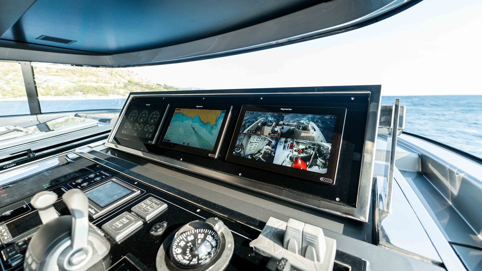 Sanlorenzo Yachts Motor Boat LA For Sale