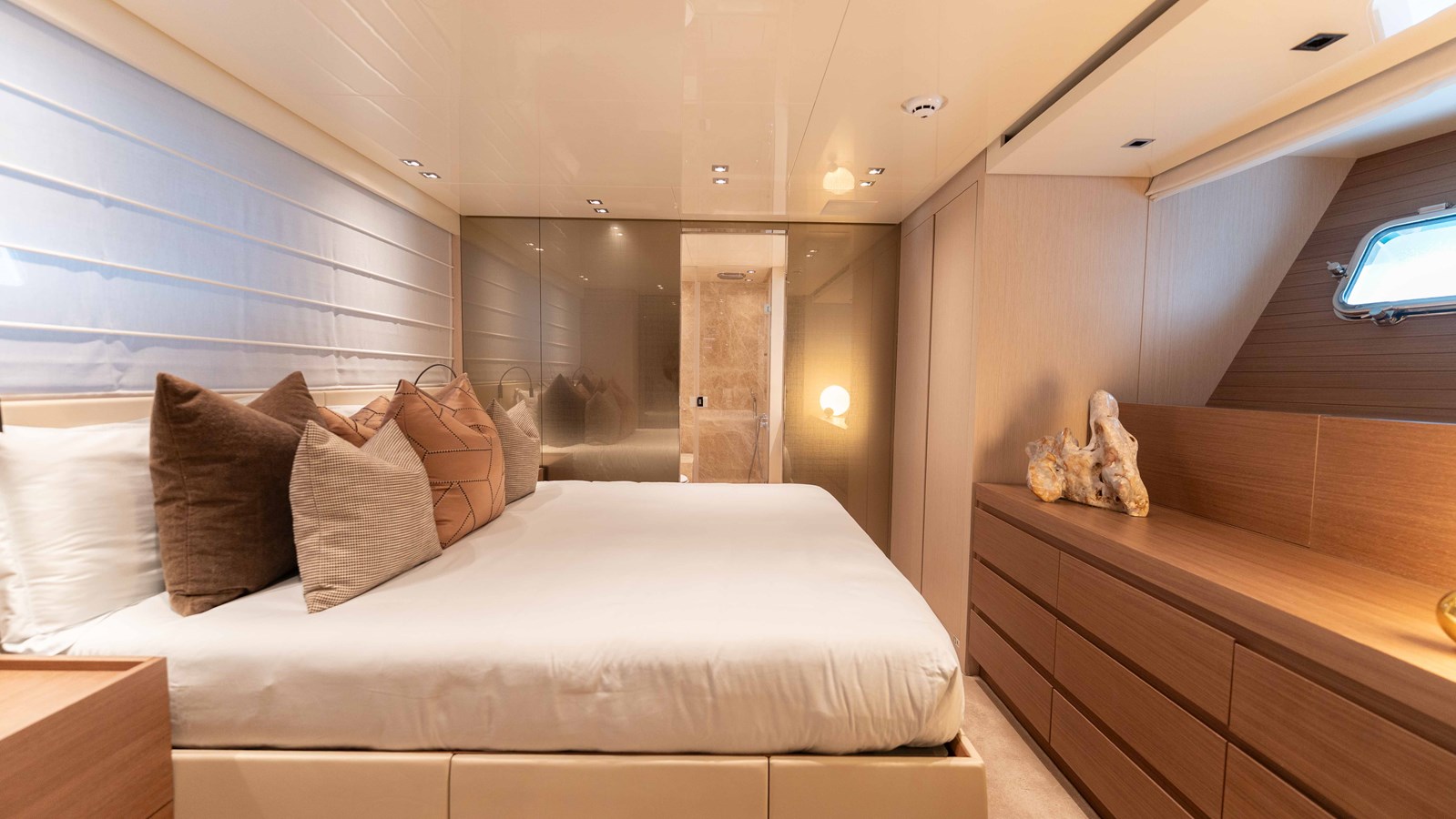 Sanlorenzo Yachts Motor Boat LA For Sale
