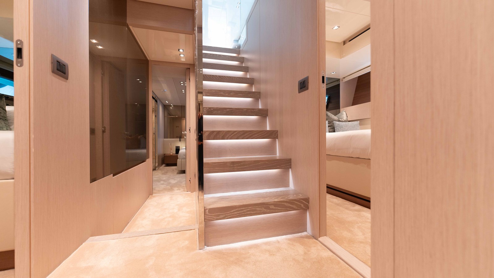 Sanlorenzo Yachts Motor Boat LA For Sale