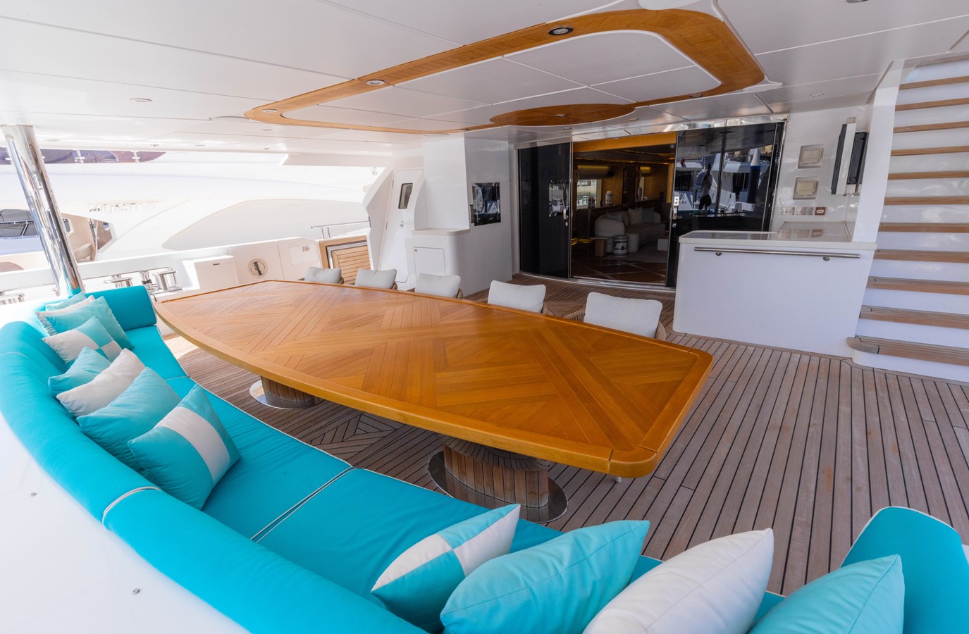 Majesty Motor Yacht ATLANTIS For Sale