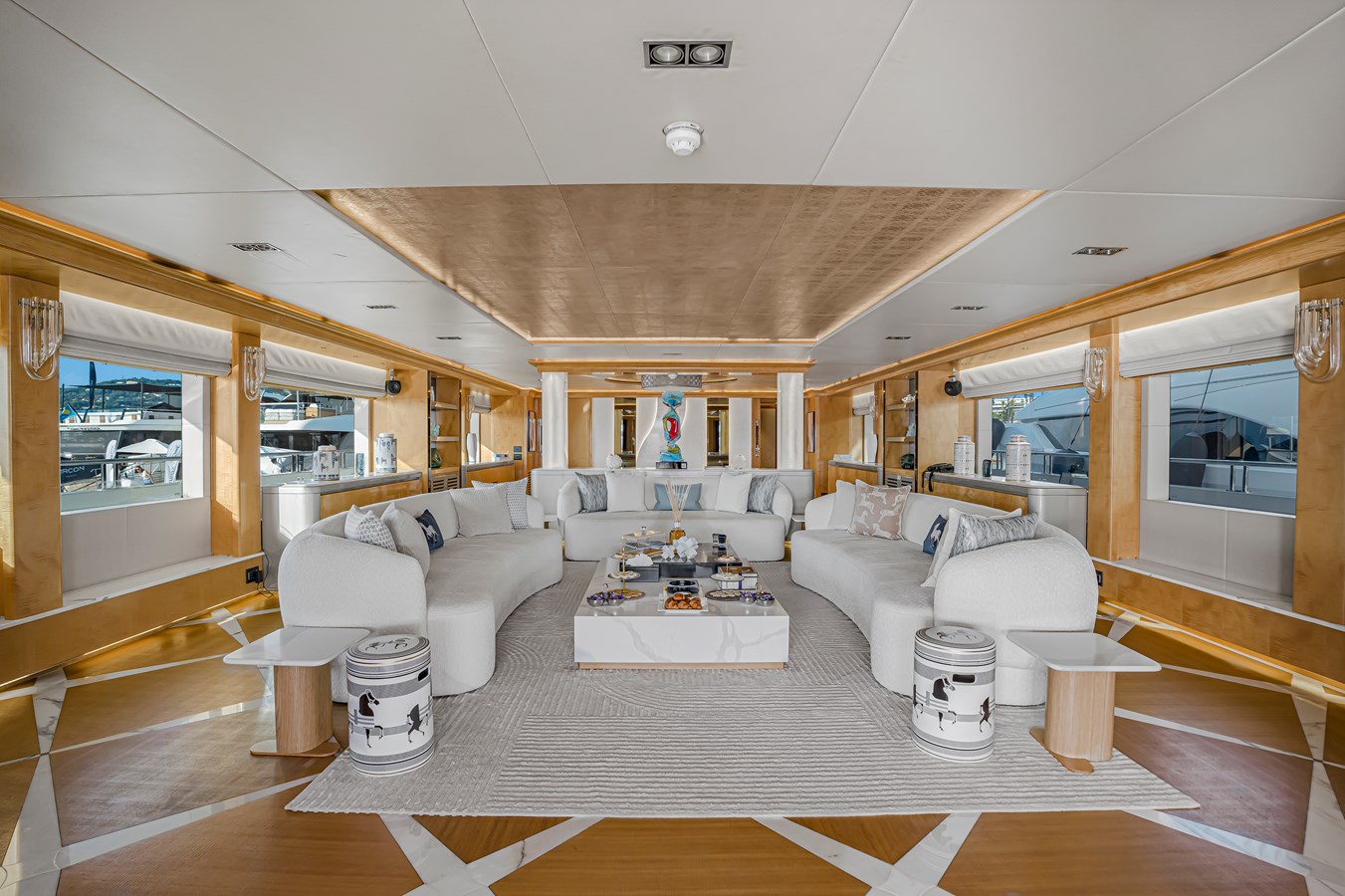 Majesty Motor Yacht ATLANTIS For Sale