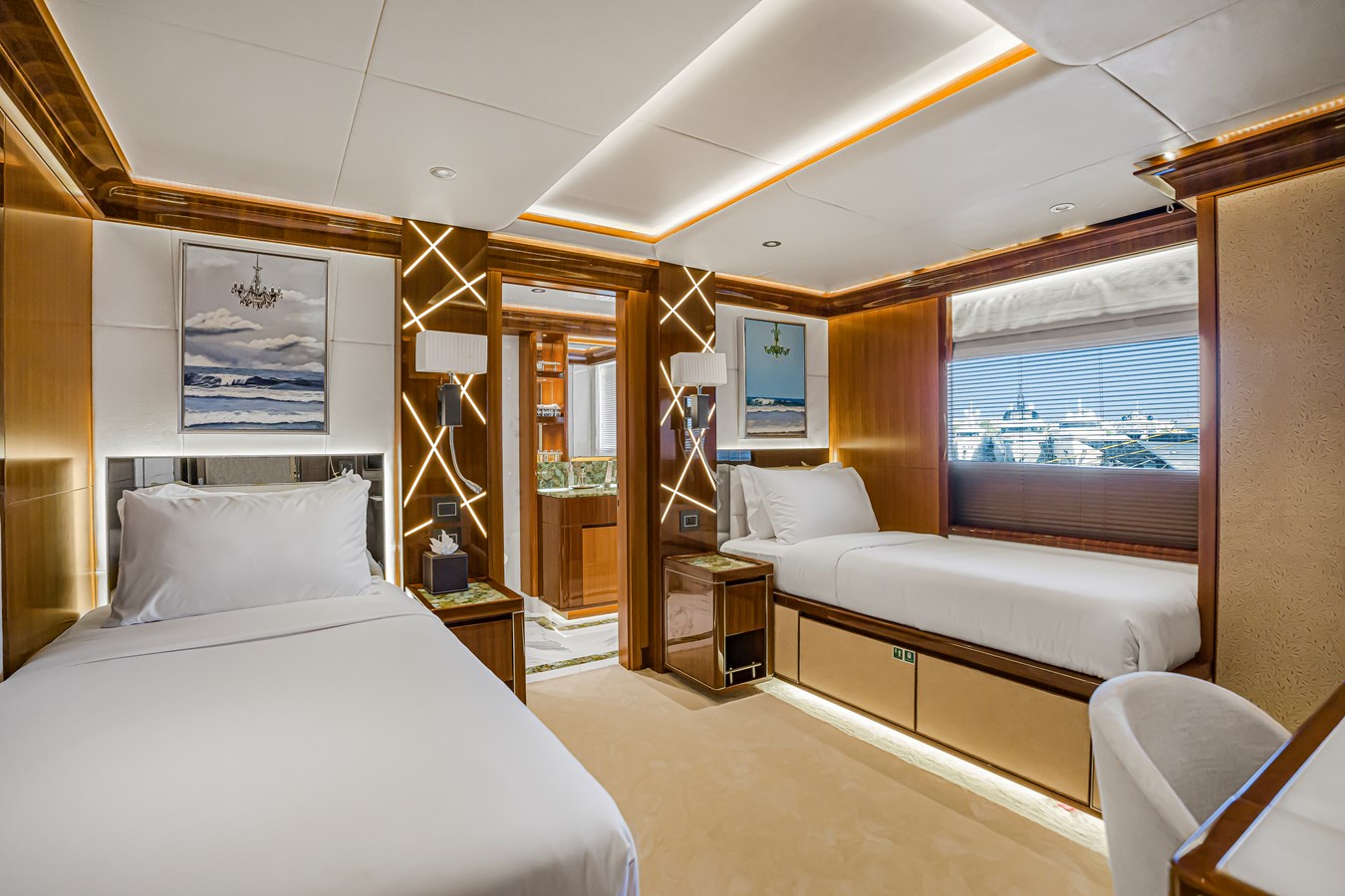 Majesty Motor Yacht ATLANTIS For Sale