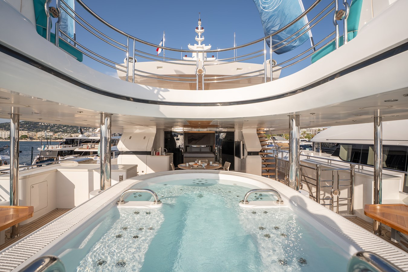 Majesty Motor Yacht ATLANTIS For Sale