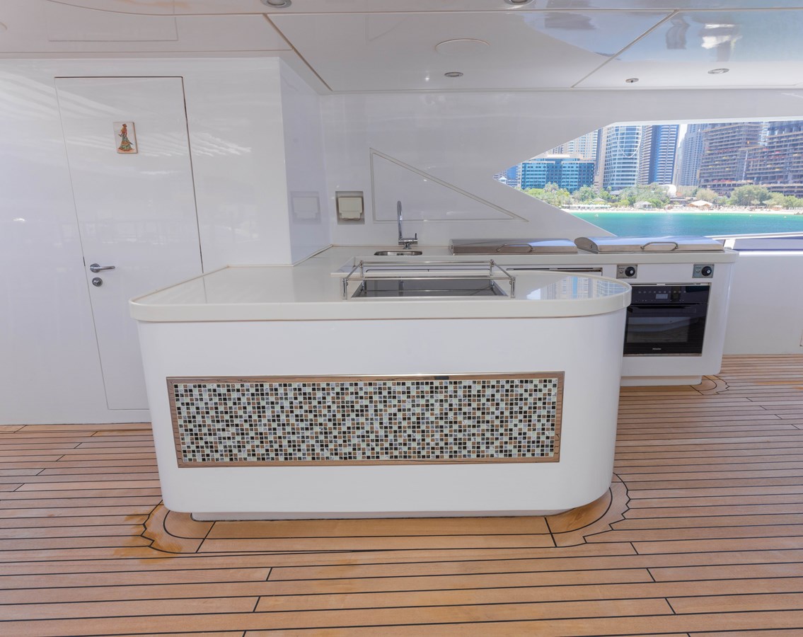 Majesty Motor Yacht ATLANTIS For Sale