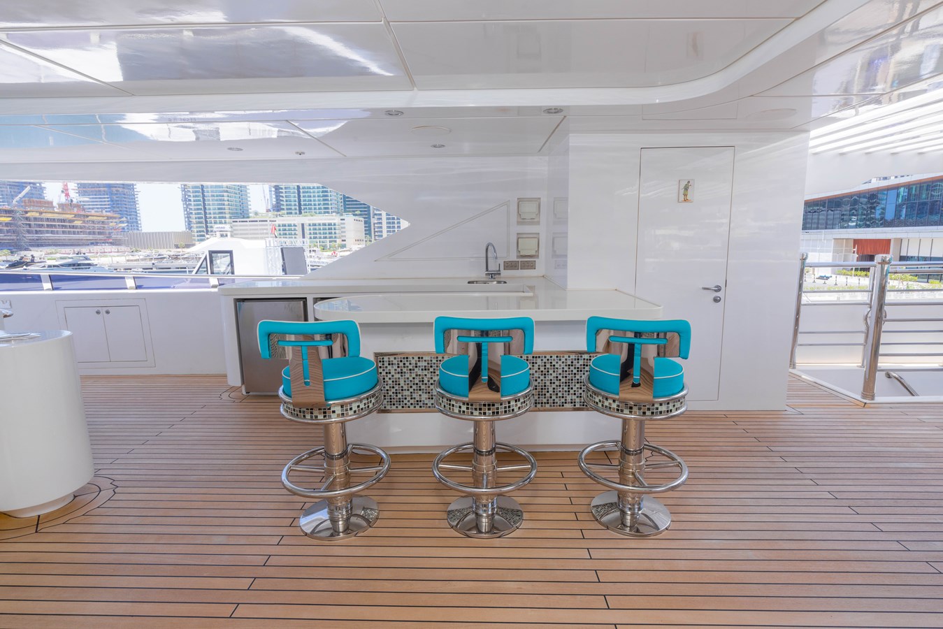 Majesty Motor Yacht ATLANTIS For Sale