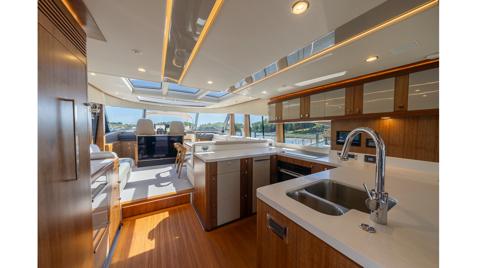 Belize Motoryacht Cruising Yacht LYRICA For Sale