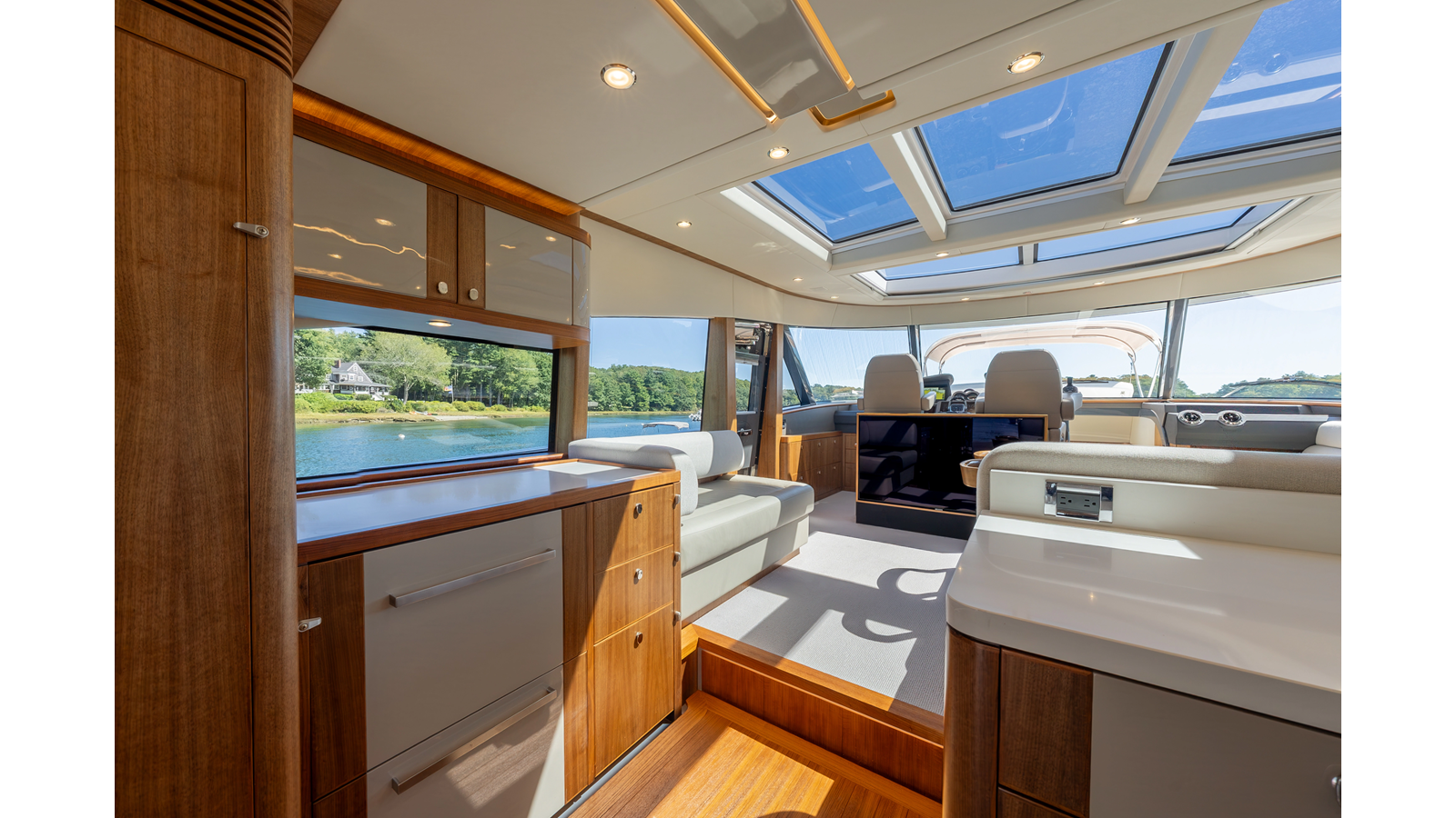 Belize Motoryacht Cruising Yacht LYRICA For Sale