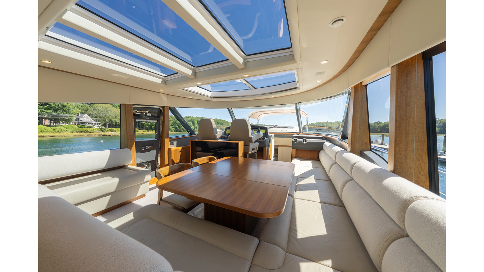 Belize Motoryacht Cruising Yacht LYRICA For Sale