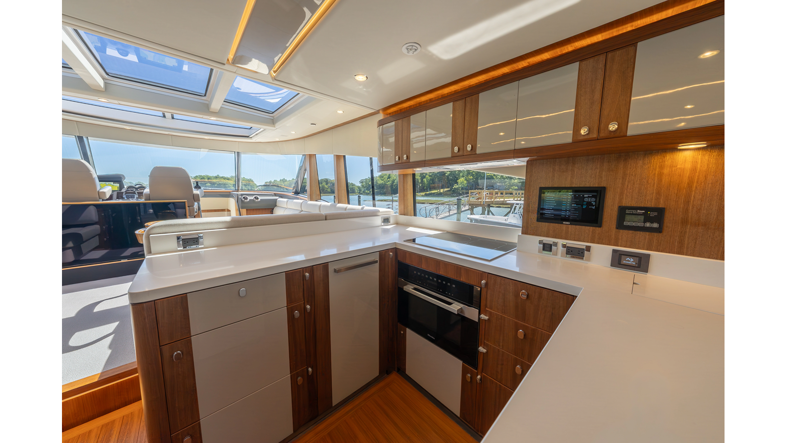 Belize Motoryacht Cruising Yacht LYRICA For Sale