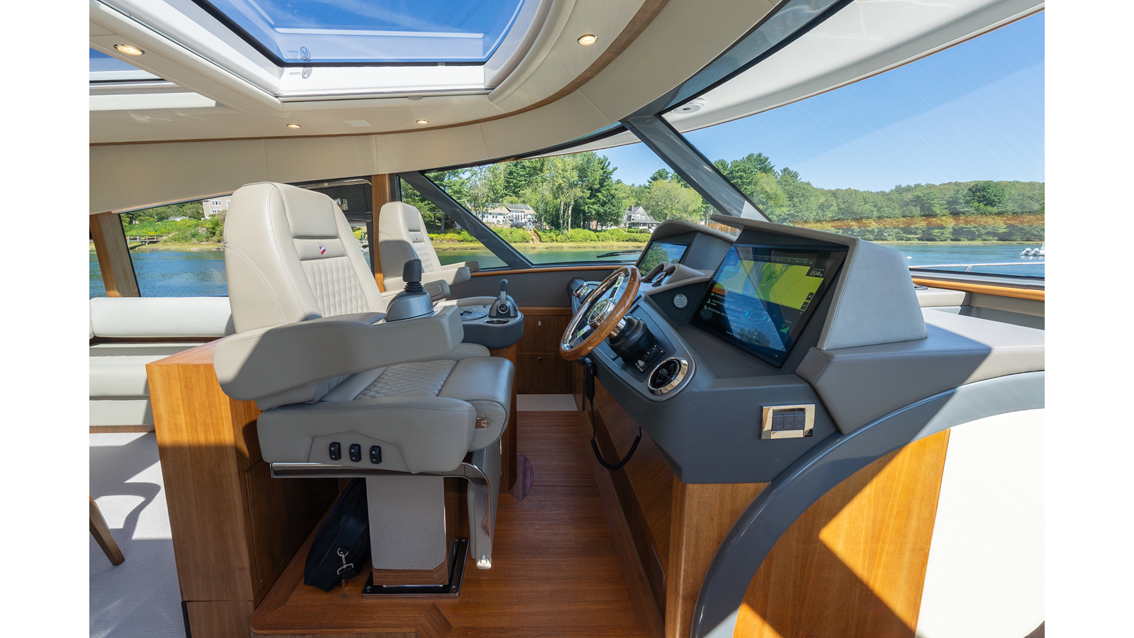 Belize Motoryacht Cruising Yacht LYRICA For Sale