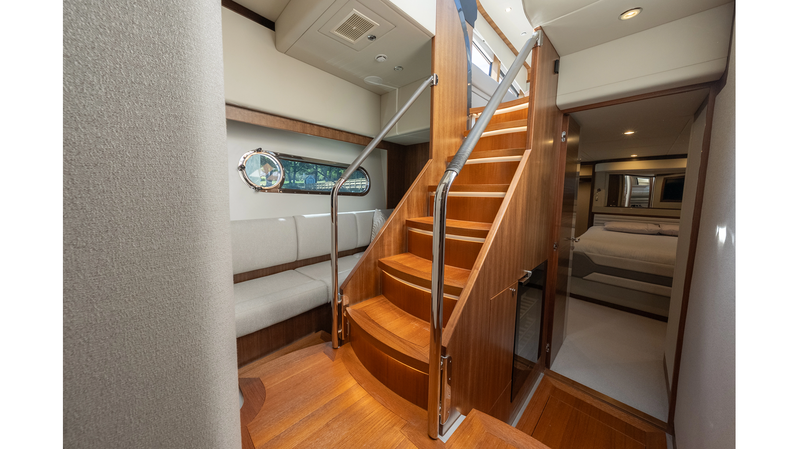 Belize Motoryacht Cruising Yacht LYRICA For Sale