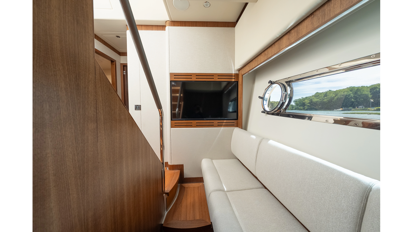 Belize Motoryacht Cruising Yacht LYRICA For Sale