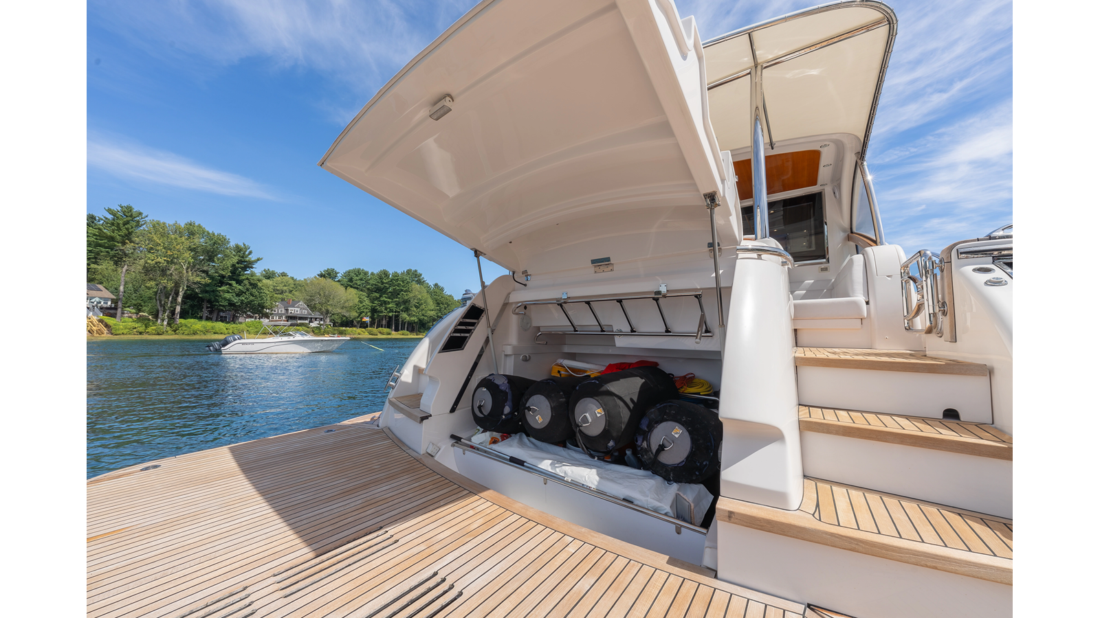 Belize Motoryacht Cruising Yacht LYRICA For Sale