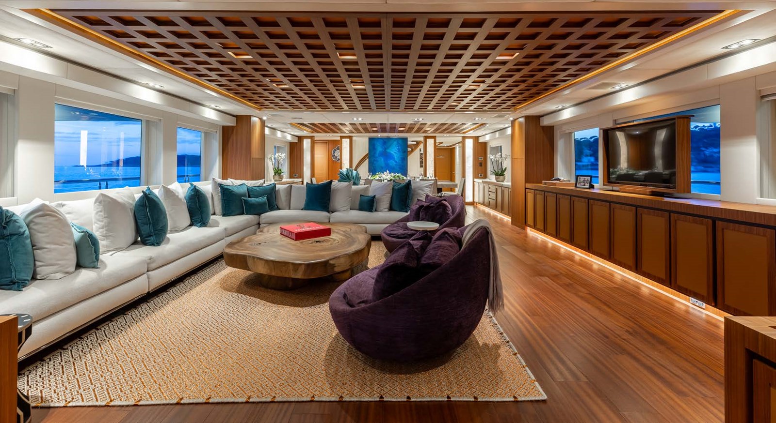 Trinity Yachts Motor Yacht Champagne Seas For Sale