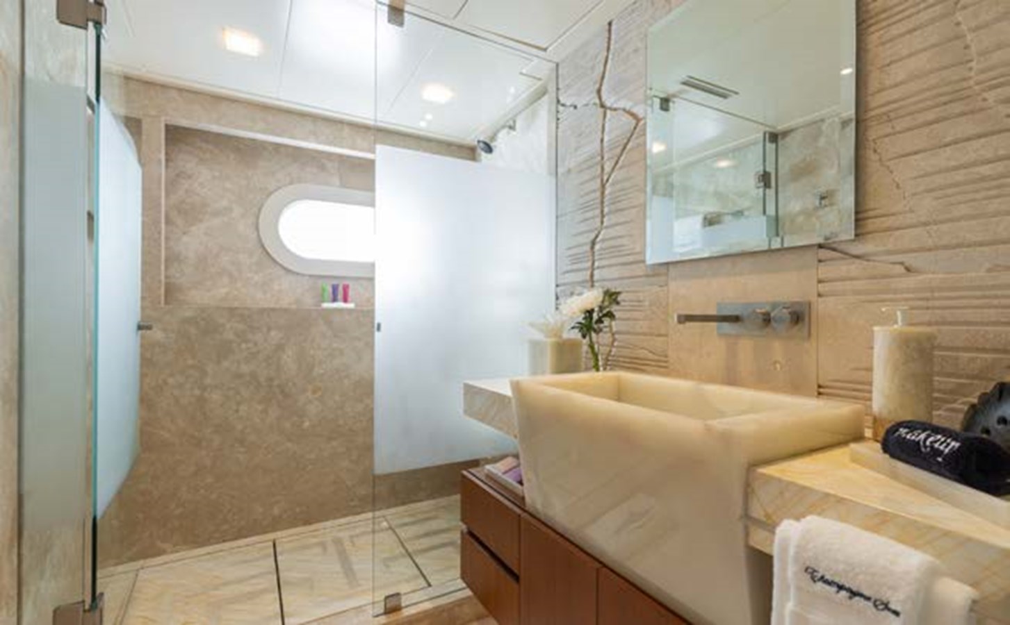 Trinity Yachts Motor Yacht Champagne Seas For Sale