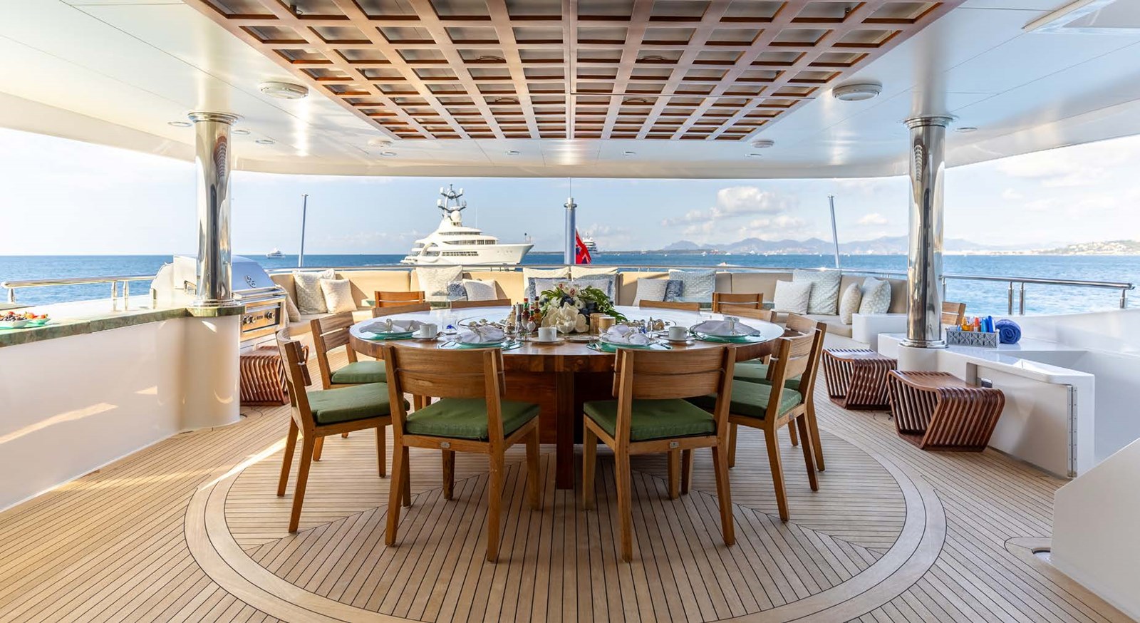 Trinity Yachts Motor Yacht Champagne Seas For Sale
