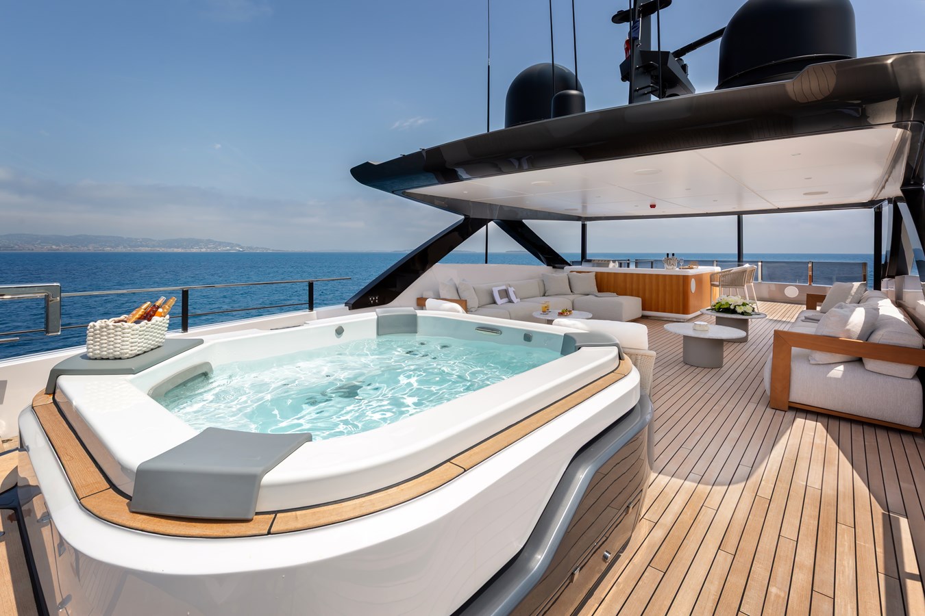 Ferretti Custom Line Commercial Vessel LADY DIA For Sale