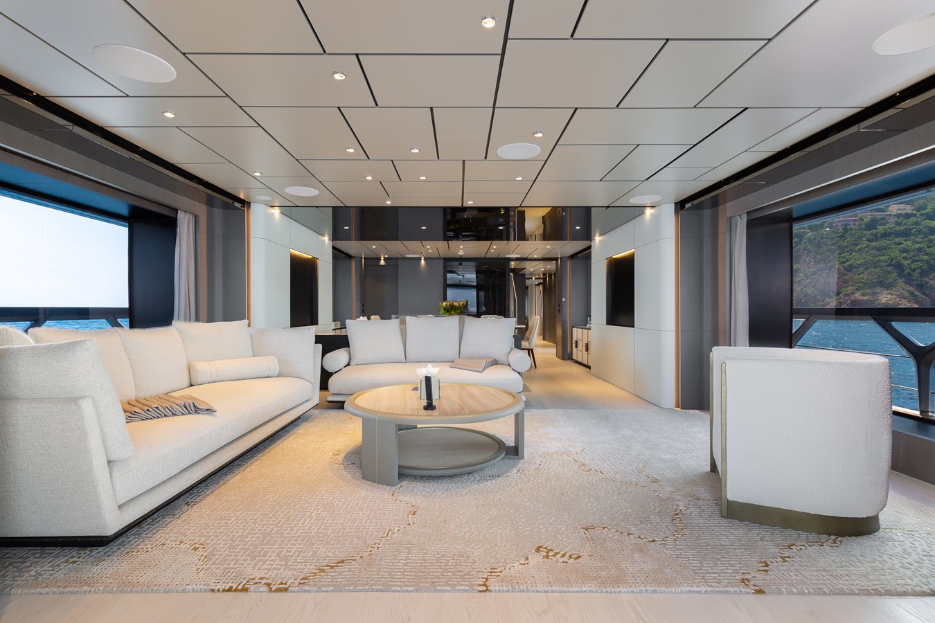 Ferretti Custom Line Commercial Vessel LADY DIA For Sale
