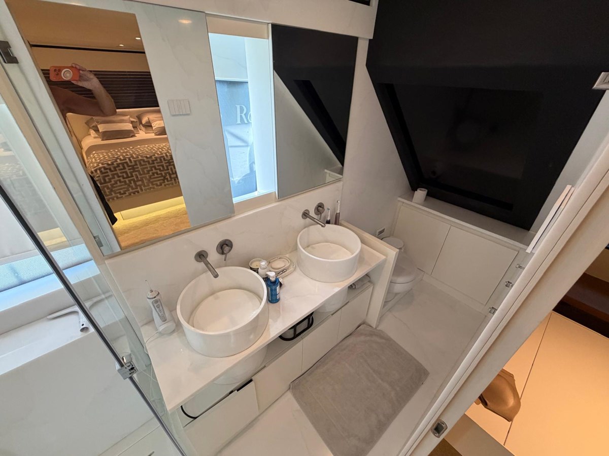 Bluegame Motor Yacht OUT OF THE BLUE For Sale