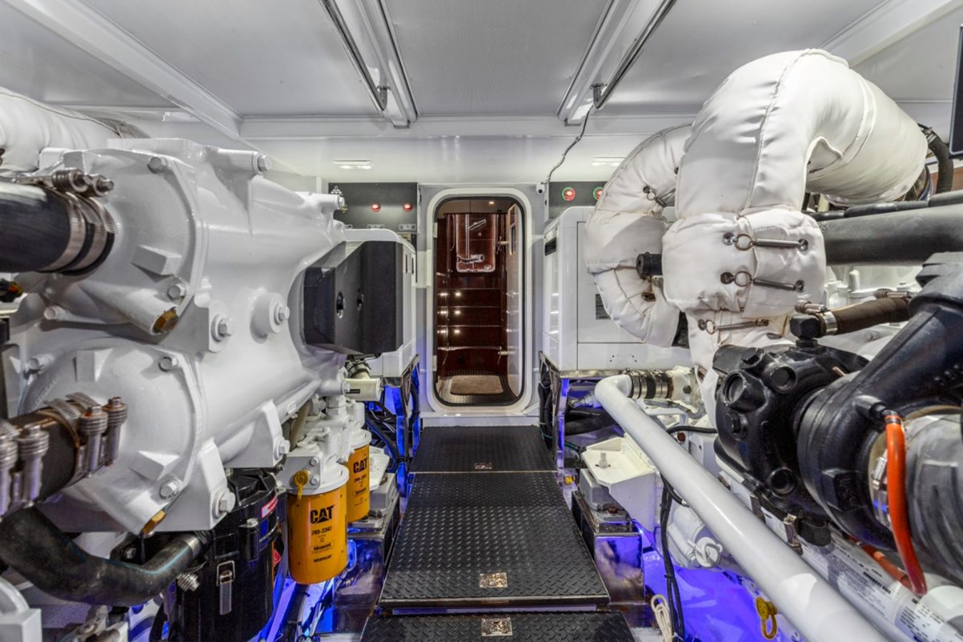Hampton Yachts Motor Yacht TIGER LILLI For Sale