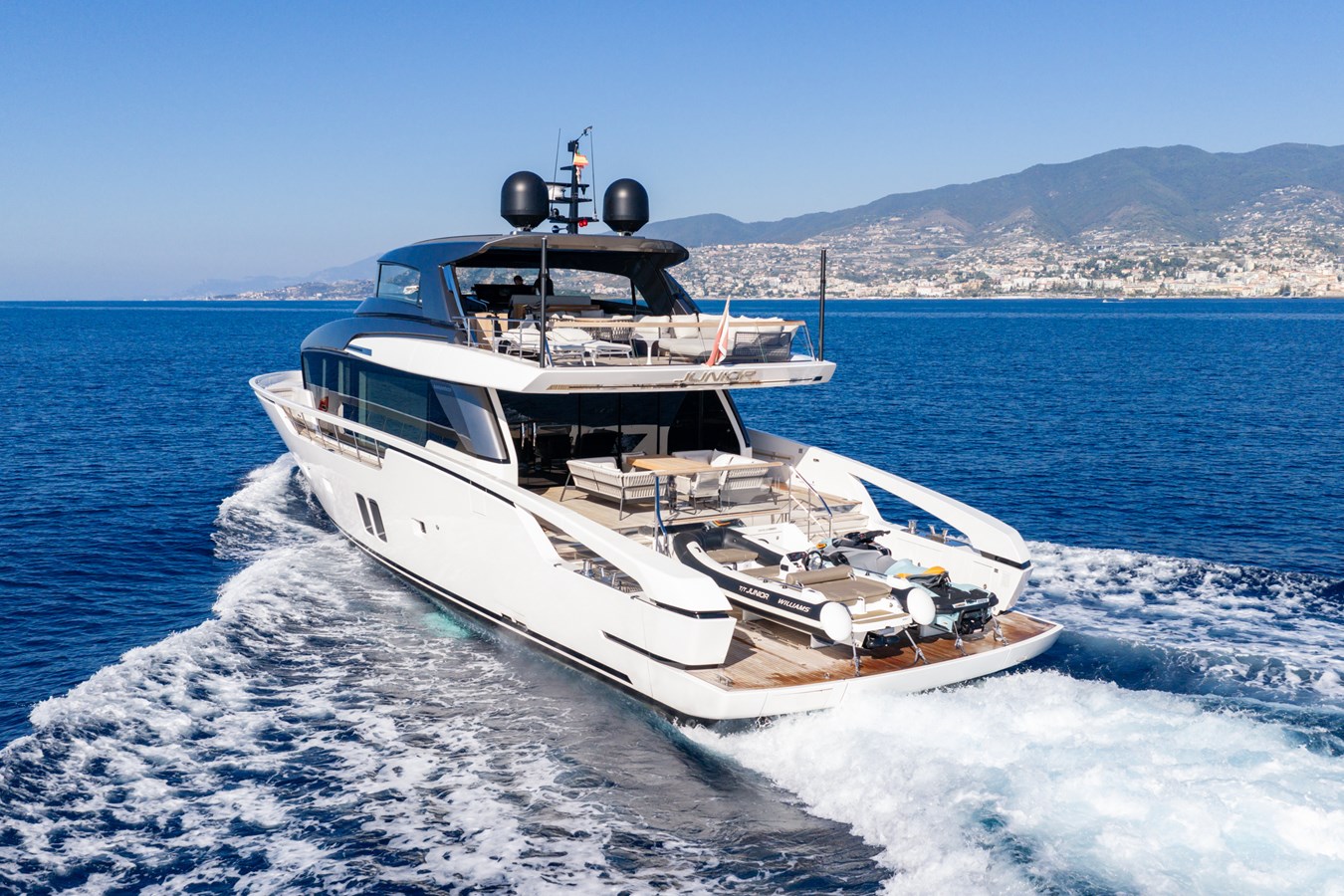 Sanlorenzo Yachts Motor Yacht JUNIOR For Sale