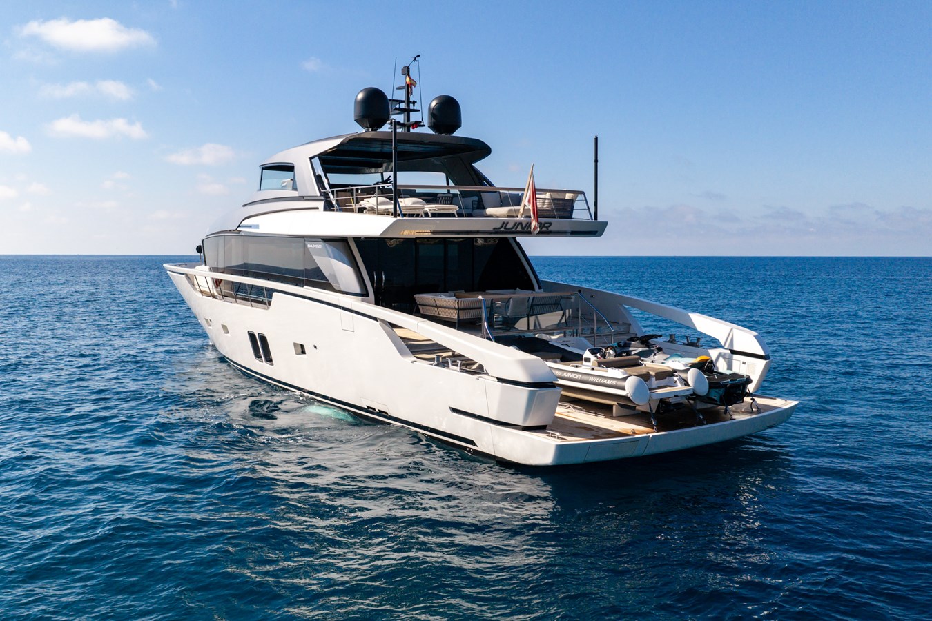Sanlorenzo Yachts Motor Yacht JUNIOR For Sale