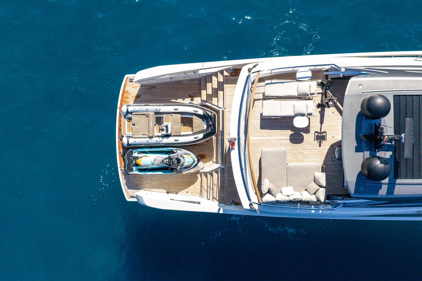 Sanlorenzo Yachts Motor Yacht JUNIOR For Sale