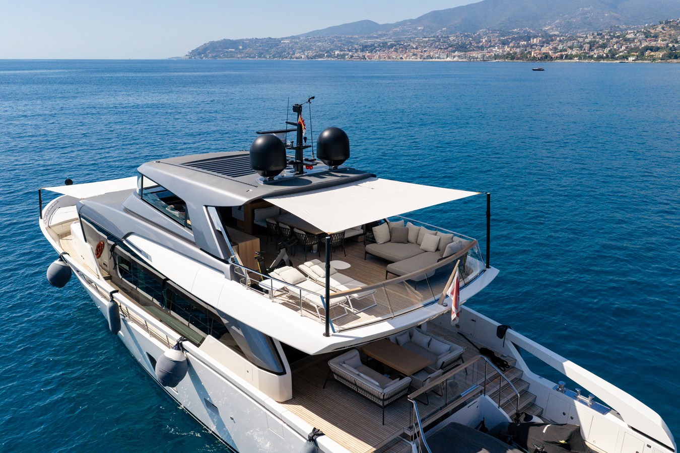 Sanlorenzo Yachts Motor Yacht JUNIOR For Sale
