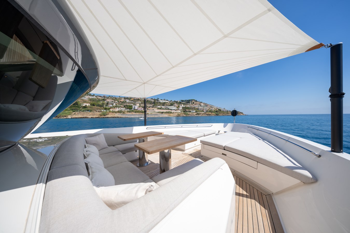 Sanlorenzo Yachts Motor Yacht JUNIOR For Sale